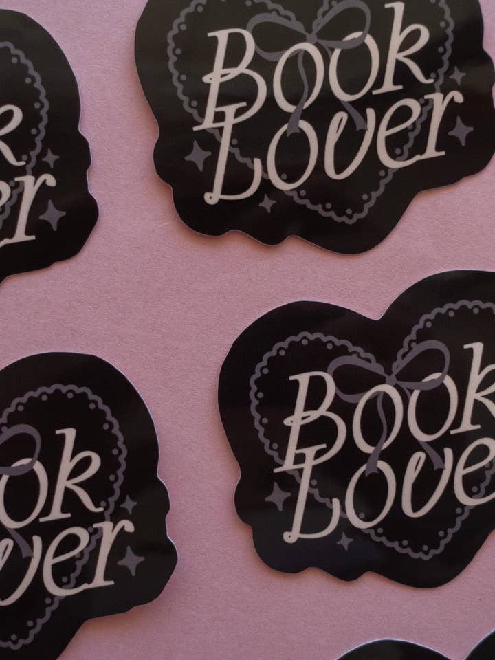 Adesivo Amante dei Libri Neri per la vendita all'ingrosso da parte di Jollie Ollie Designs