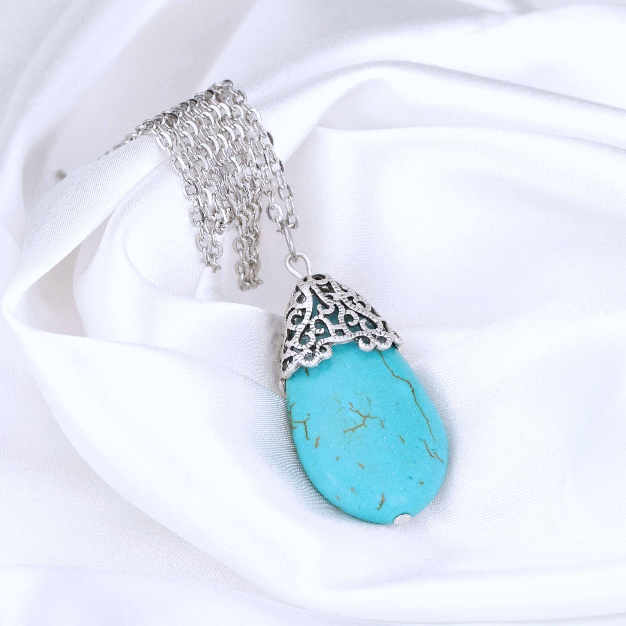 MadamLili - Wholesale Pendant/Charm Necklace - Turquoise Howlite Necklace with Ornaments - VIK-1064