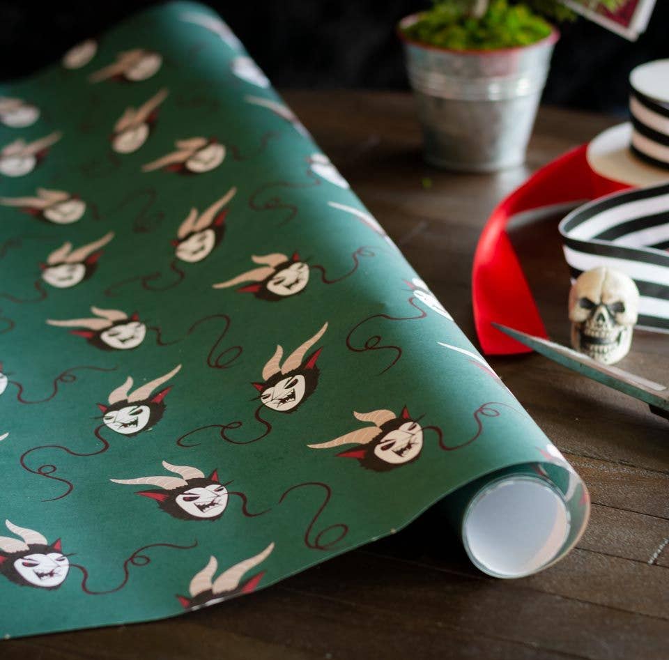 Spooky Cat Press - Vente Rouleau de papier cadeau - Emballage cadeau Merry Krampus, vert (rouleau de 8 pieds)5