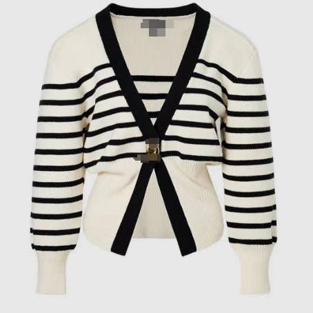 SALINA TRADING INC – wholesale Cardigan – Women’s – Minimalist V-Neck Button Knit Cardigan4