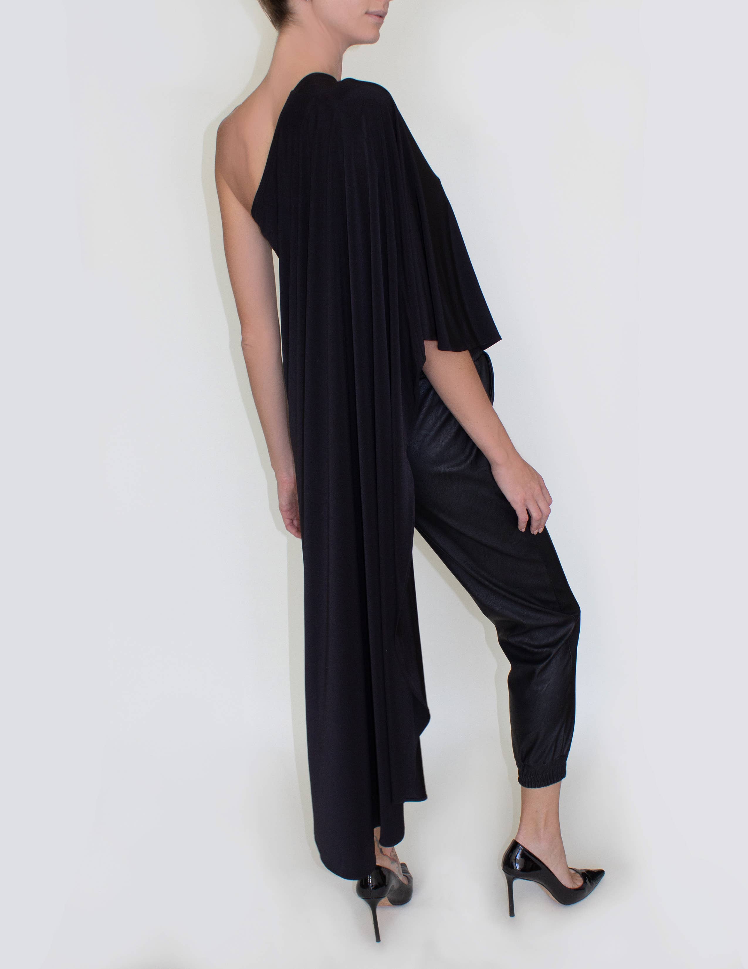 Betsy Moss - Wholesale Blouse - Women's - Penelope Top1