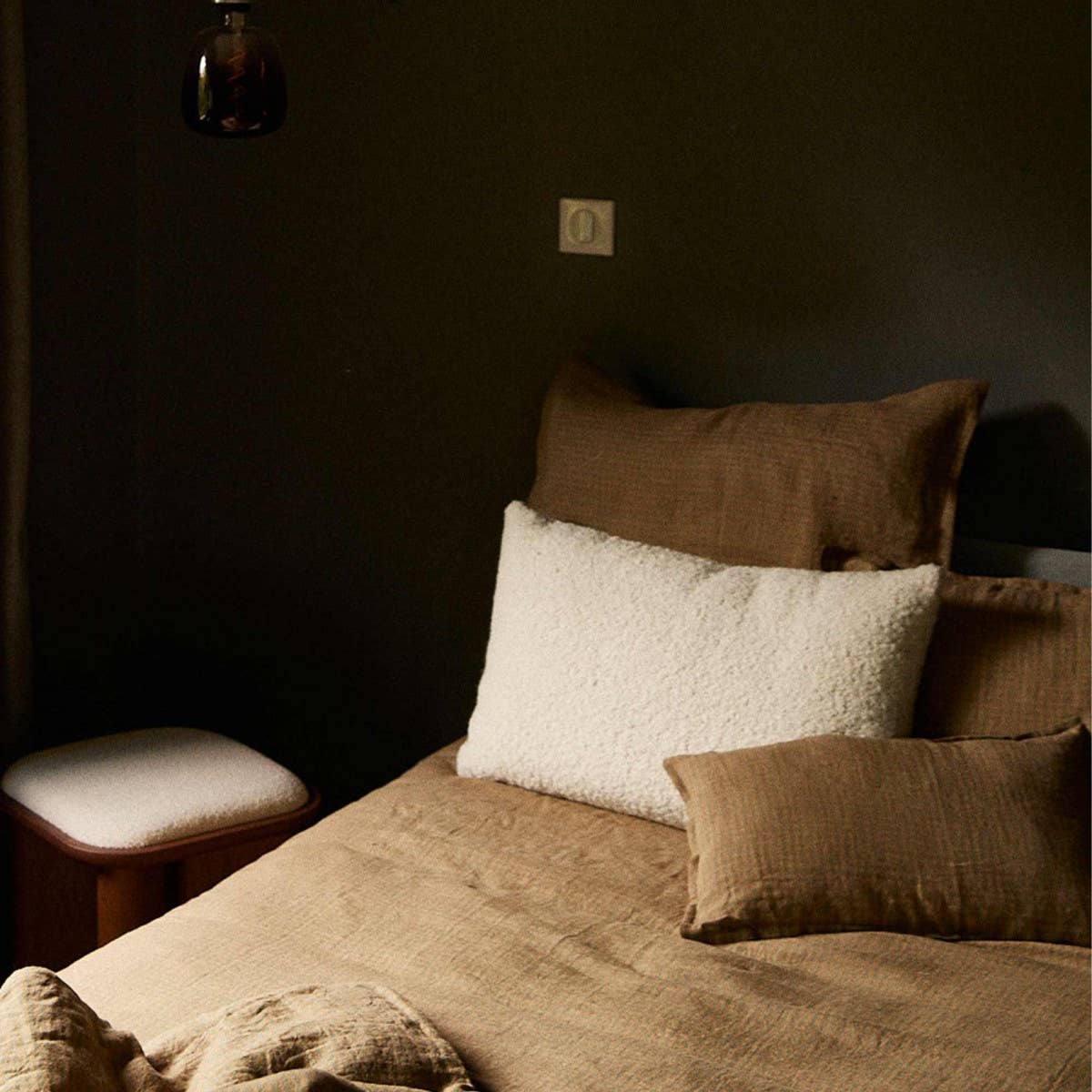 Gabrielle Paris - Wholesale Throw/Decorative Pillow - Taormina Vichy linen cushion cover7