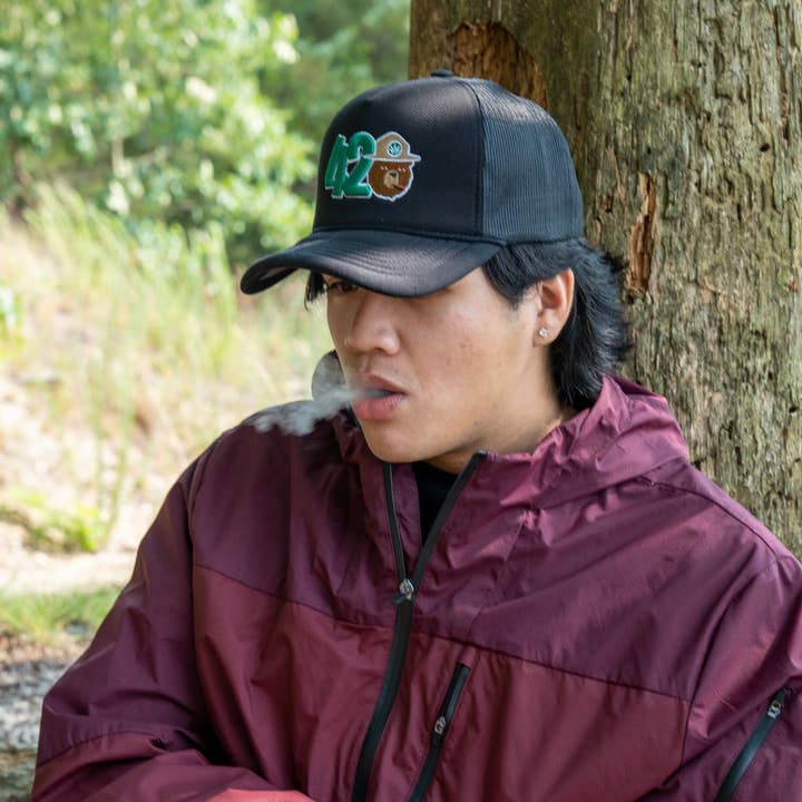 Nebiva - Wholesale Trucker Hat - Unisex - 420 Smokey Bear Foam Trucker Hat (Black)4