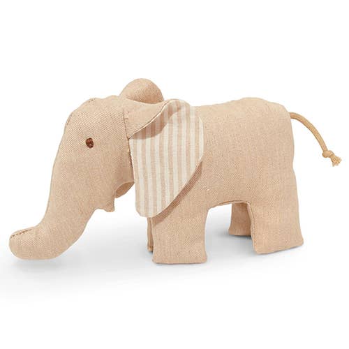 SENGER Pure Nature Grabbing Elephant for wholesale by Uniche Collective