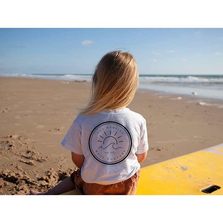 Camiseta infantil «LA Wave Co Circular Logo» para venta al por mayor de L.A. Wave Co.