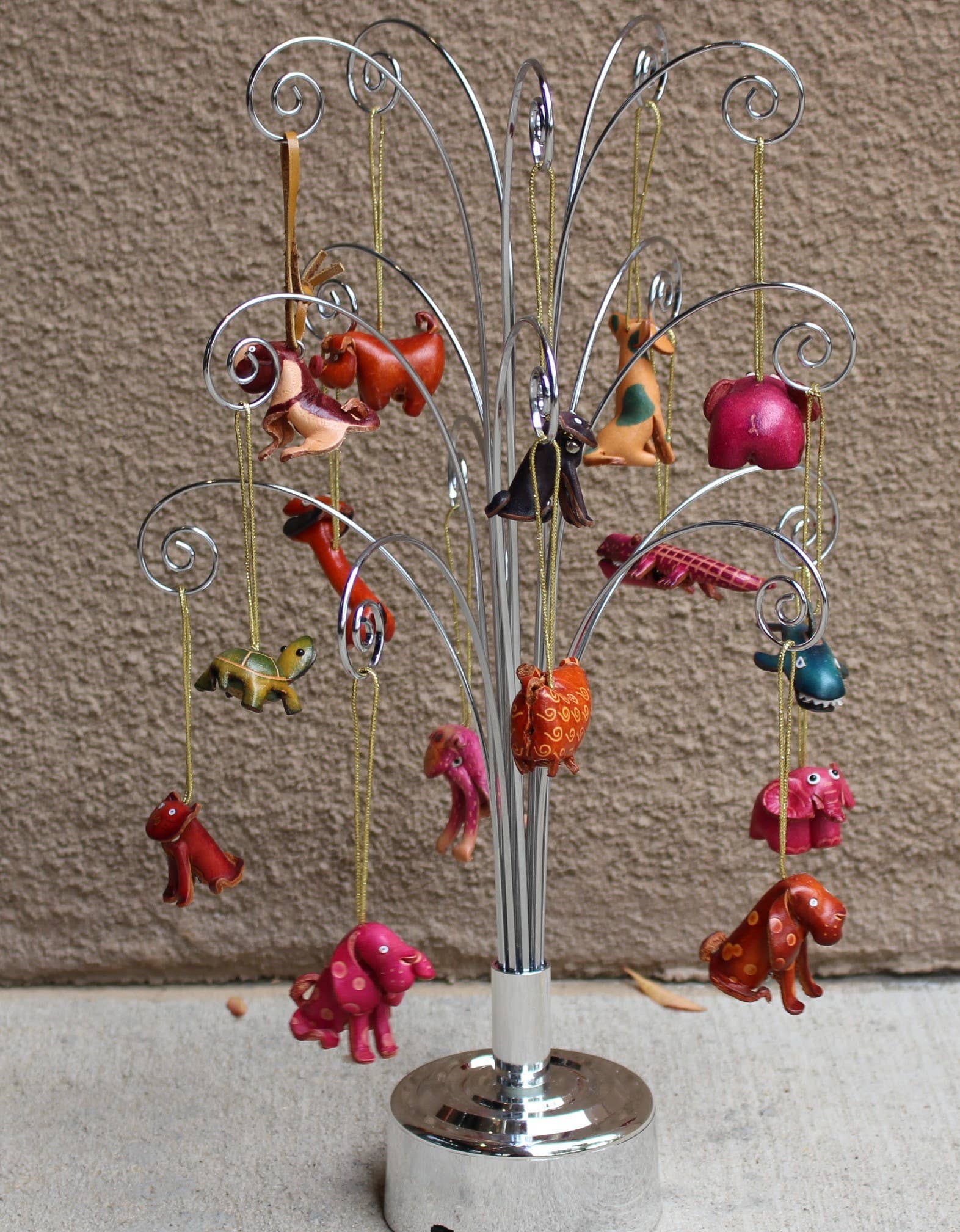 Sunflower Handmade leather inc – wholesale Ornament set – Handmade leather small animal ornaments assorted 12 pcs1