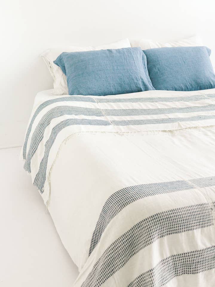 Coperta punteggiata a 3 pannelli | Cotone etiope tessuto a mano per la vendita all'ingrosso da parte di Creative Women