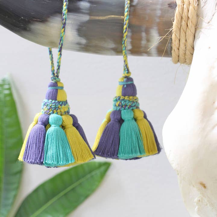 Woman Shops World – wholesale Purse/bag accessory – Women’s – Temple Belle Home Decor Tassels, Purse Charms, Bag Swag, 7"17