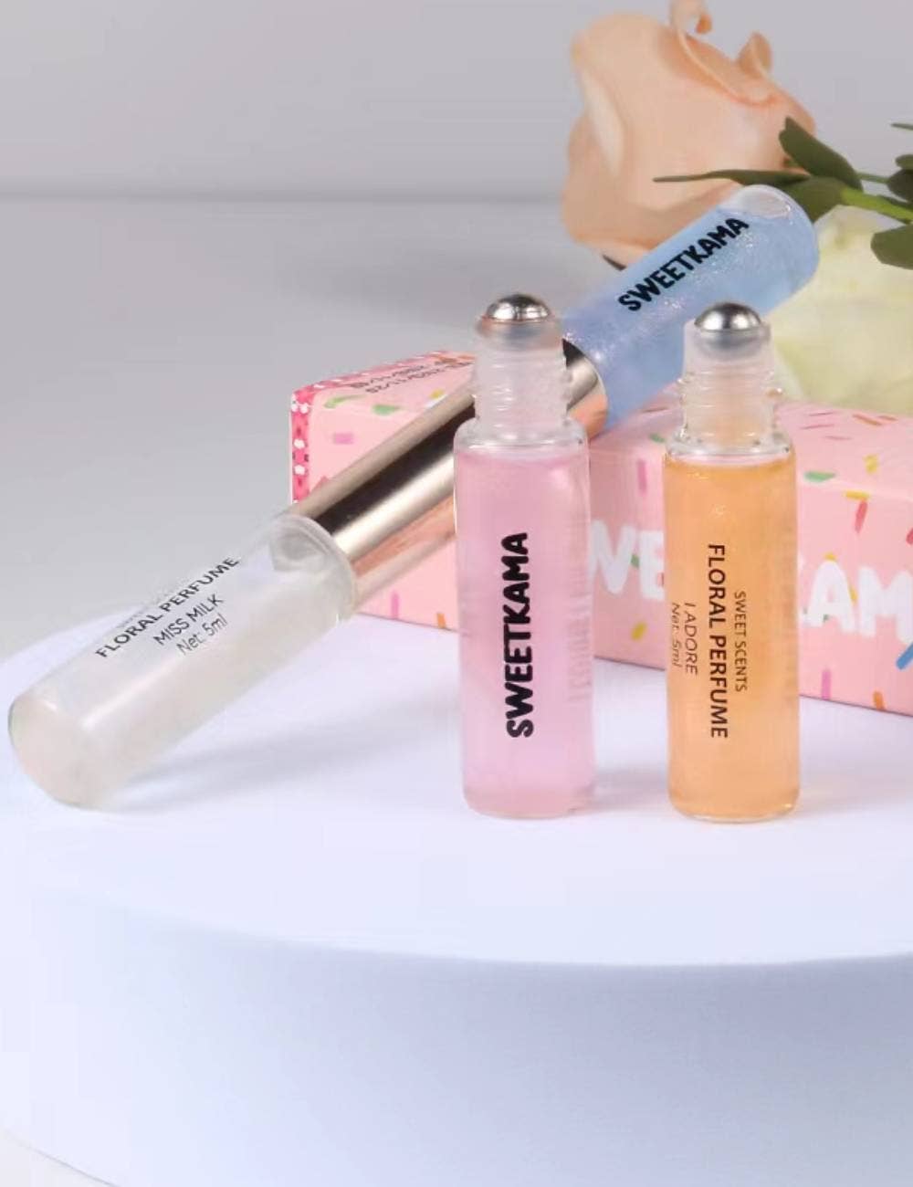 Sweetkama - Wholesale Roll-On Fragrance - 2 in 1 Double Head Ball Bearing Long Lasting Perfumes D67