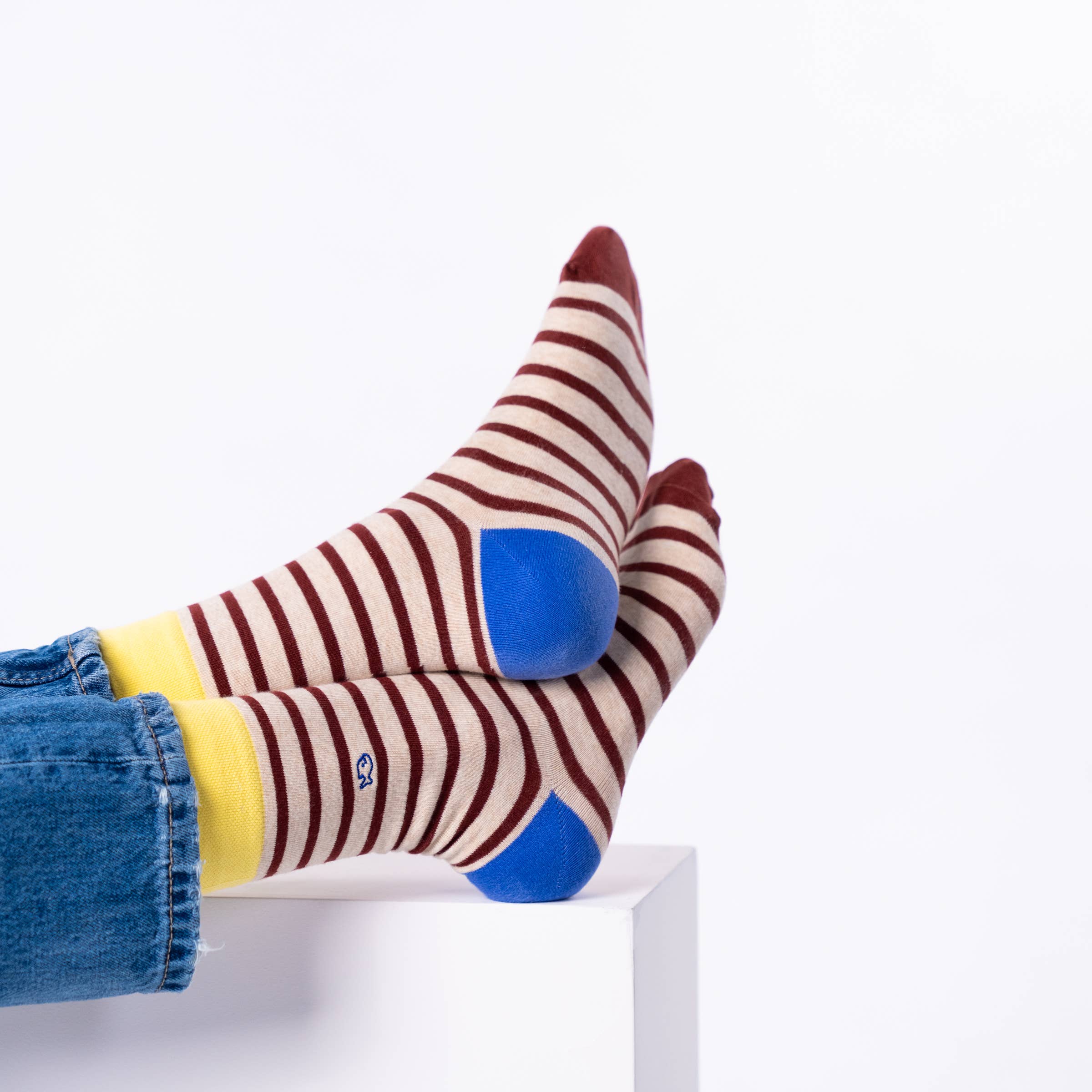 BILLYBELT - Wholesale Socks - Men's - Combed cotton socks with beige stripes, burgundy striped1