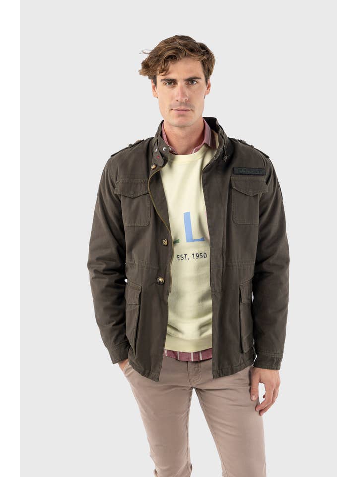 williot – Großhandel Jacke - Herren – Saharan-Jacke mit khakifarbenen Aufnähern1