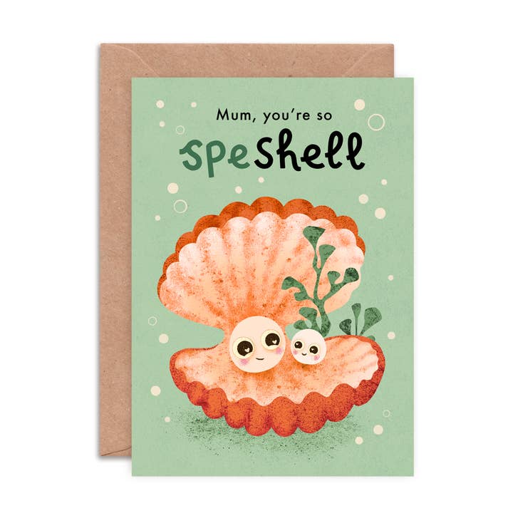 Scheda di auguri per la festa della mamma Spe-shell | Divertente biglietto di auguri per la mamma con conchiglia per la vendita all'ingrosso da parte di Emily Nash Illustration Greeting Cards