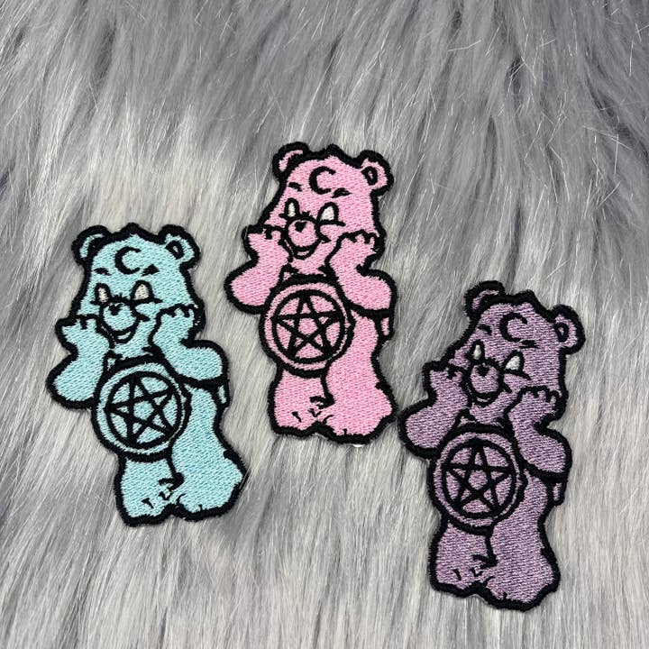 Geborduurde patch van Scare Bear voor wholesale door Troublesome Heart