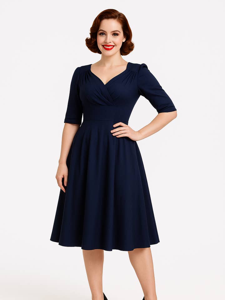 Robe de poupée Maggie pour la vente par Lindy Bop / Econotrom S.L.