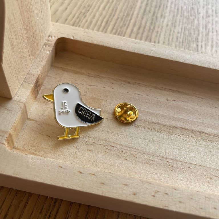 Madame la mouette - Wholesale Lapel Pin/Button - Pin's I'm a pain1