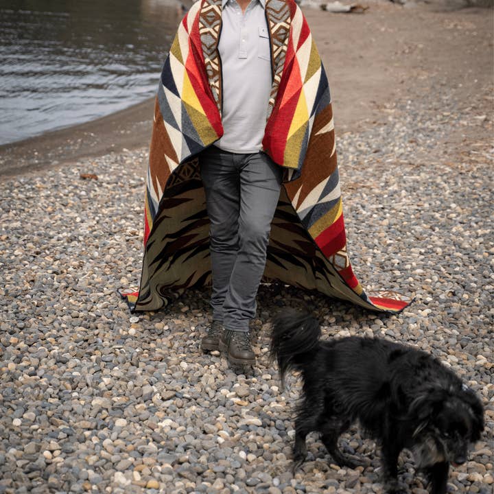 Red Thread & Co - Wholesale Throw Blanket - Tomás Blanket - Alpaca Wool Blend