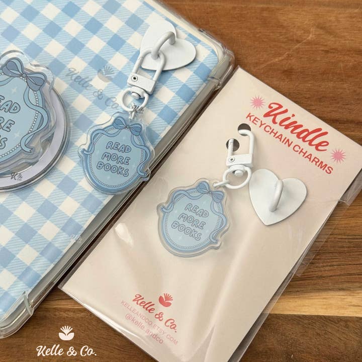 Kelle & Co. - Wholesale Keychain - Unisex - Reading kindle keychain charm , kindle case accessories1