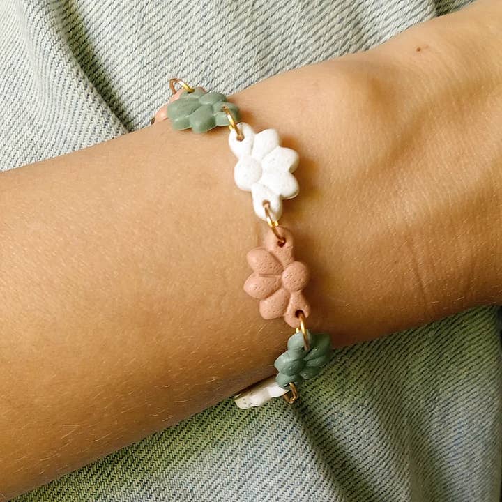 Half-Daisy armbånd for engroshandel hos be soft.
