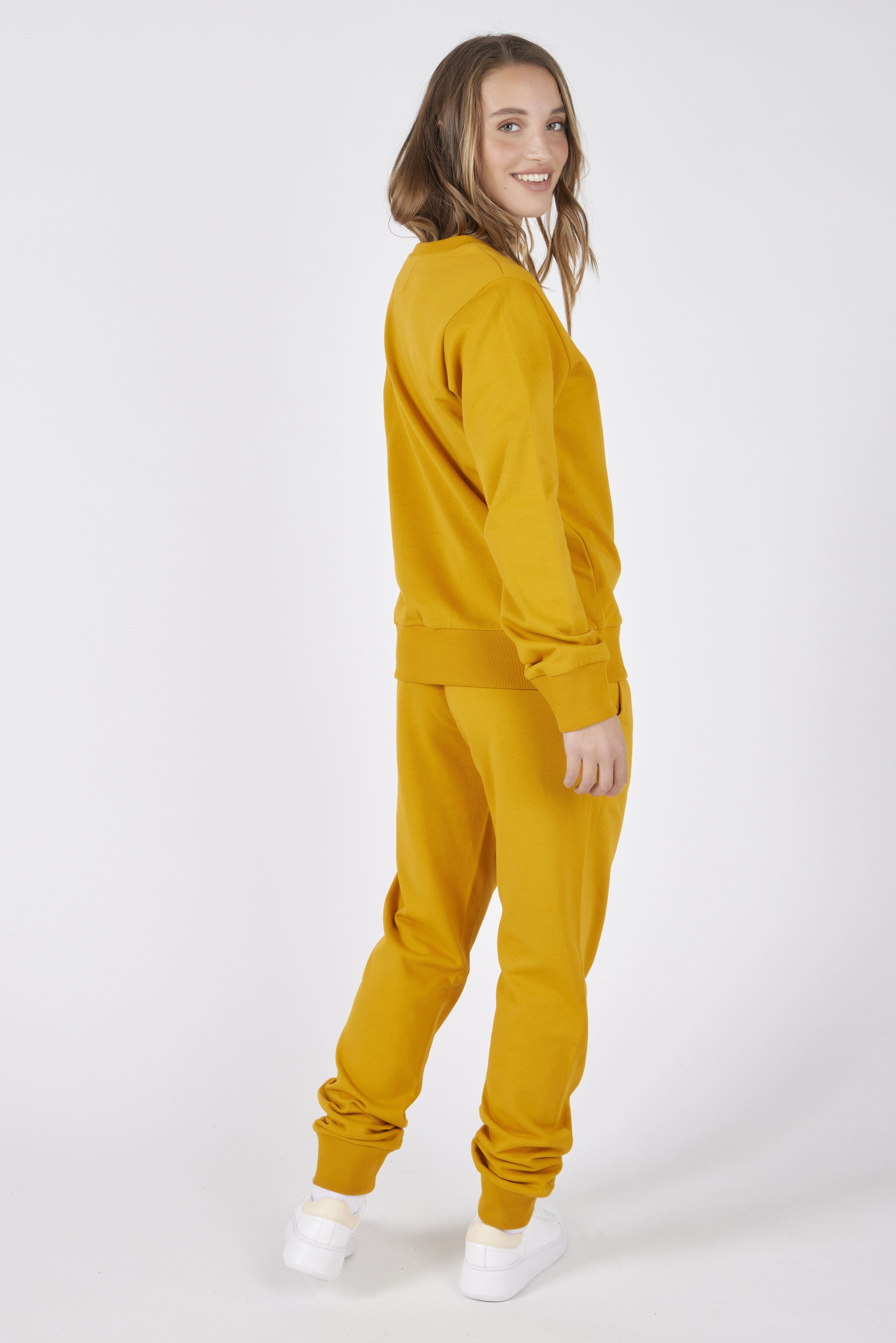 OWN OFF WITH NATURE - Wholesale Lounge Set - Women's - Crewneck Fleece Sweatshirt Set + Fleece Joggers5