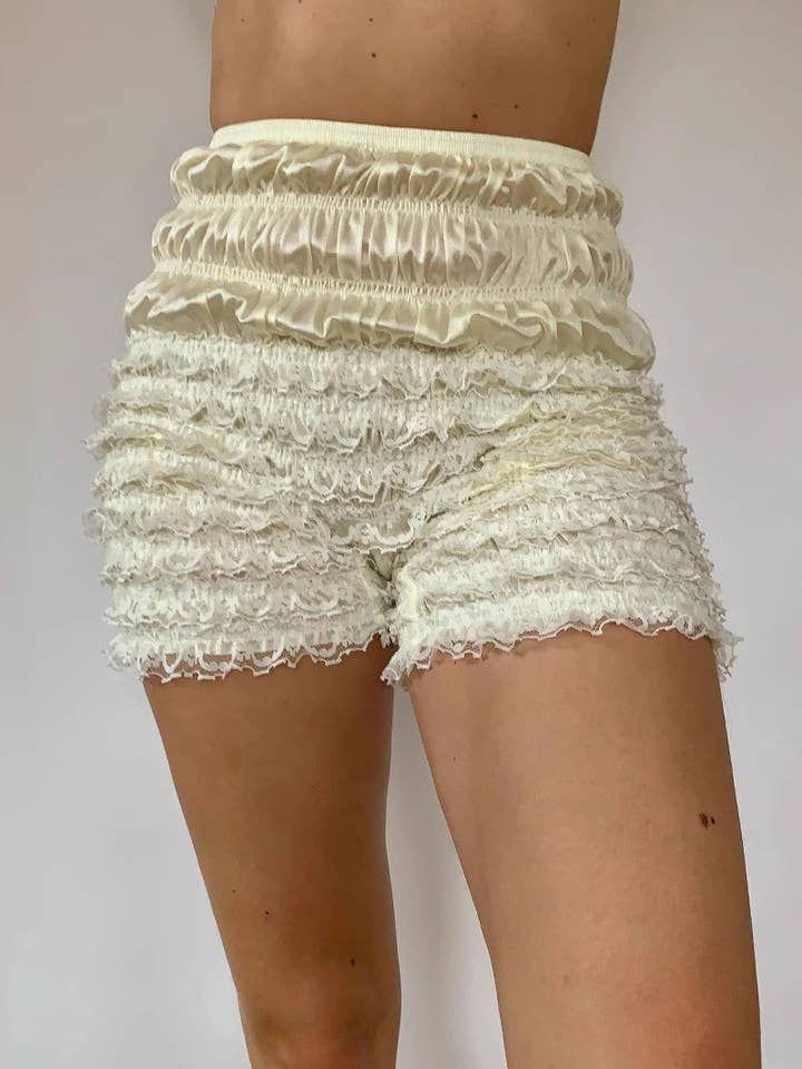 Fashion Lace Multi-Layered Sexy High-Waisted Shorts for wholesale by Rosa Clothing