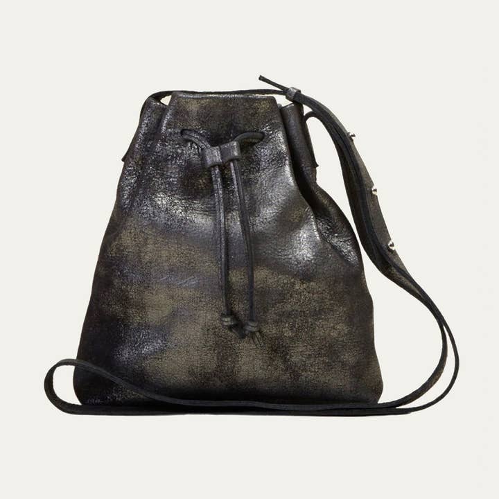 Zwarte metalen leren mini-schoudertas met zilveren hardware voor wholesale door Paulyjen