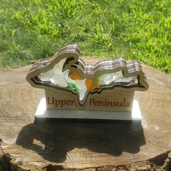 Sea Glass Displays - Wholesale Display Case - Michigan Upper Peninsula Sea Glass Led Shadowbox Display