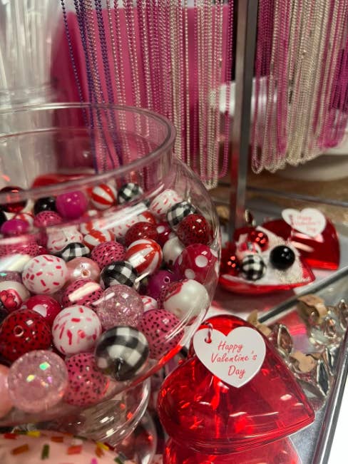 Kärlekshjärtan 20mm Pärla för wholesale av Briano Wholesale