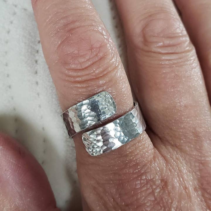 Bella Accessories - Wholesale Band/gestapelde ring - Zilveren verstelbare gedraaide ring1