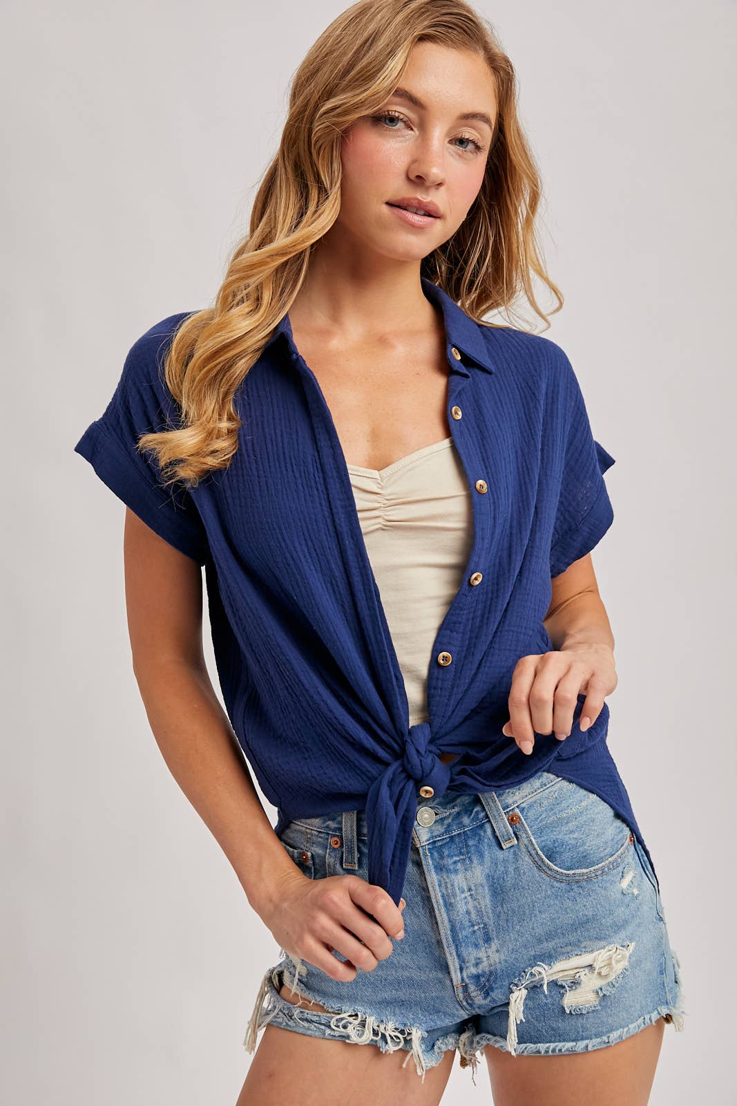 Bluivy – Großhandel Hemd mit Button-down-Kragen – Damen – Essentielles Baumwollhemd mit Knopfleiste42