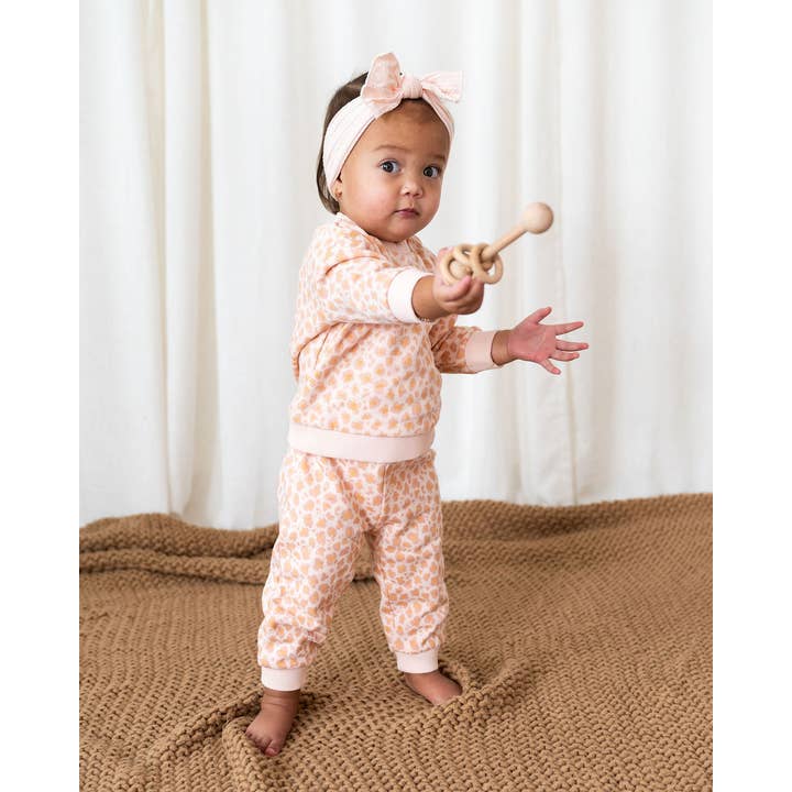 Conjunto de Sudadera y Pantalón de Chándal para Bebé con Estampado de Leopardo (Algodón Orgánico) para venta al por mayor de Viverano Organics