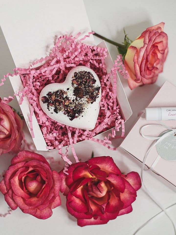 Rose Mini Gift Box, Birthday, Valentine’s Day ,Bridal Shower for wholesale by Lensik I&V