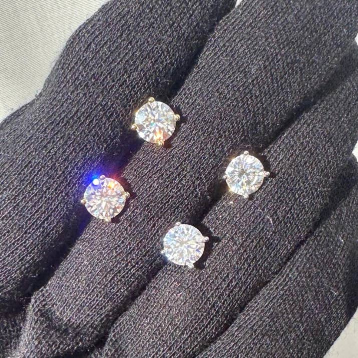 Everly Yours - Wholesale Stud/Post Earrings - 14K Gold or Rhodium Plated VVS1 Moissanite Stud Earrings4