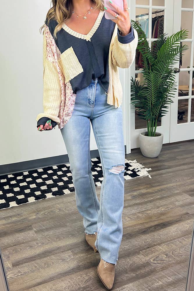 UNISHE - Wholesale Blouse - Women's - Floral Waffle Knit Color Block Pullover Top CY1633