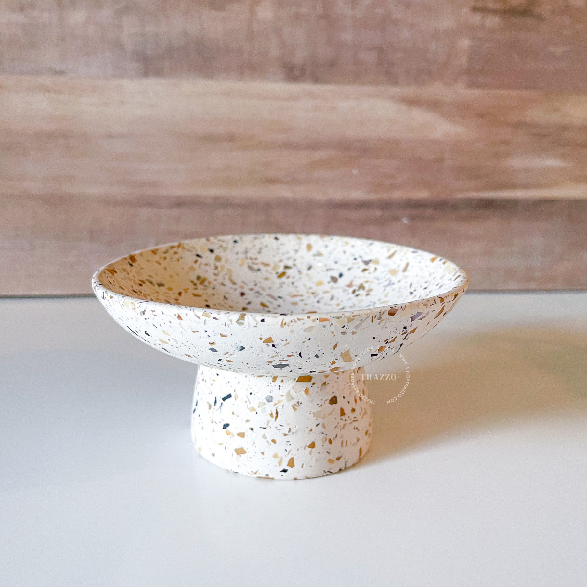 Trazzo - Wholesale Decorative Plate/Dish/Bowl - Pearl Terrazzo Pedestal Bowl3