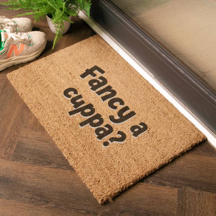 Fancy A Cuppa Kokosmatte (60 x 40 cm) für den Großhandel von Artsy Mats