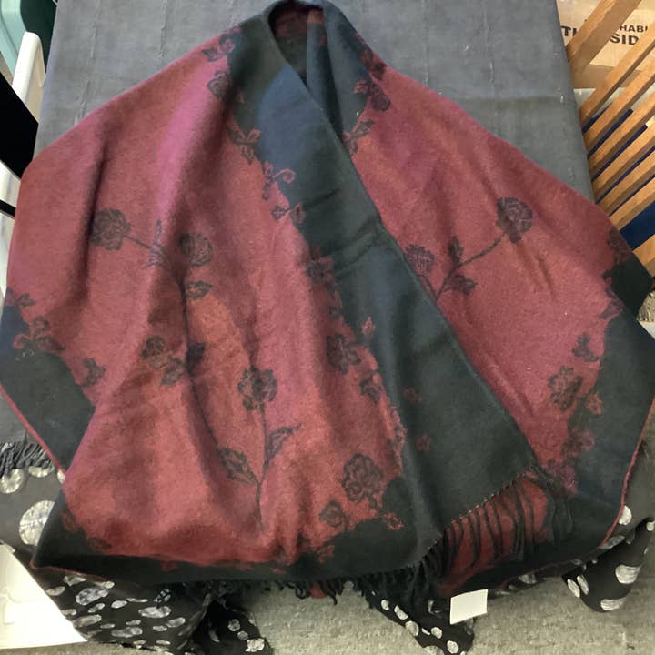 World Peaces - Wholesale Winter Accessory Set - Women's - DEEPLY DISCOUNTED Cozy Women's Winterwear Alpaca Bundle3