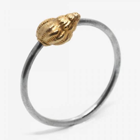 Anillo «concha tritia incrassata chapado oro amarillo» para venta al por mayor de Bijouterie & Charcuterie