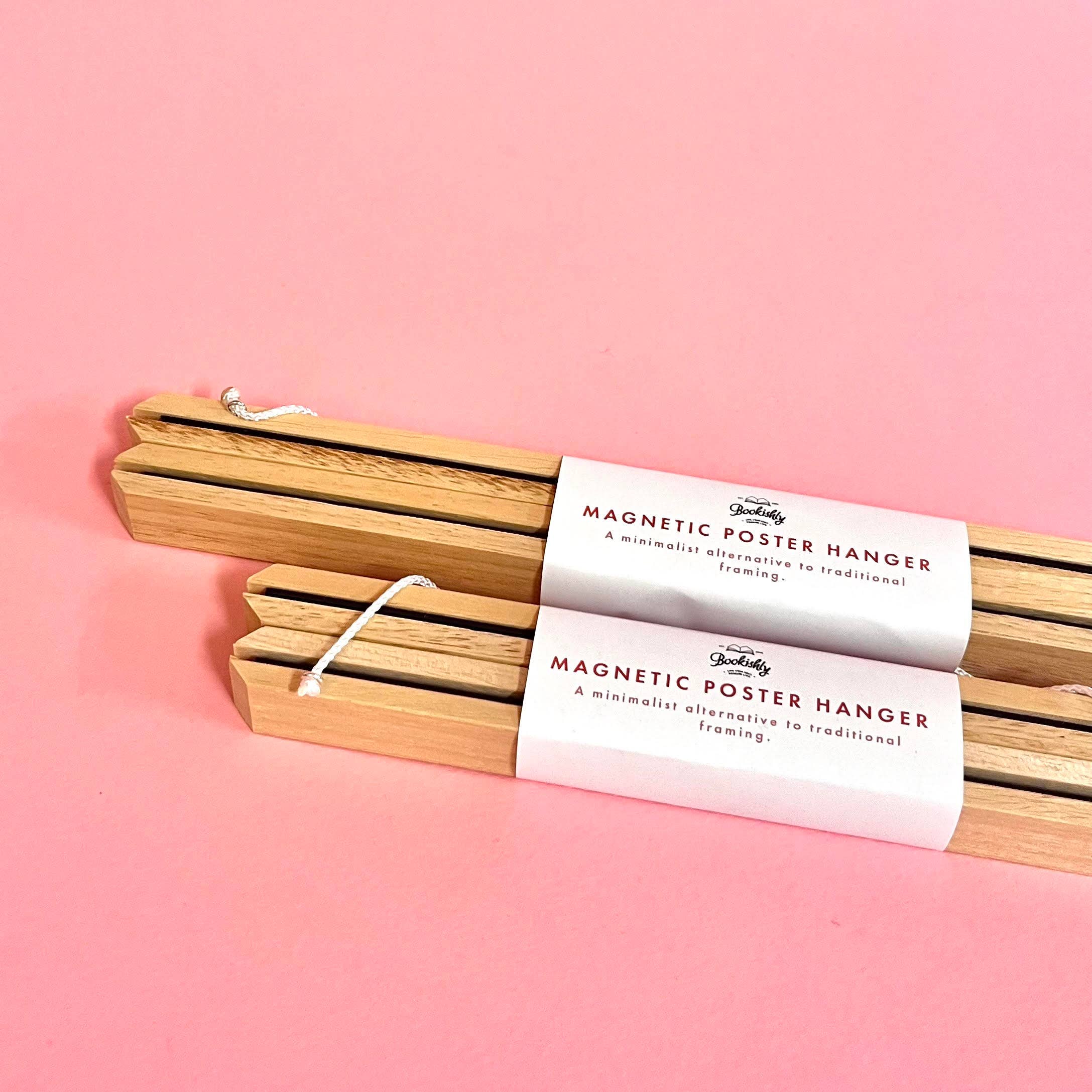 Bookishly (US Duties Paid) – wholesale Poster – Wooden Magnetic Poster Hanger0