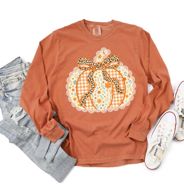 Citrouille en dentelle | Automne | Nœud léopard | T-shirt CC pour la vente par The American Honey