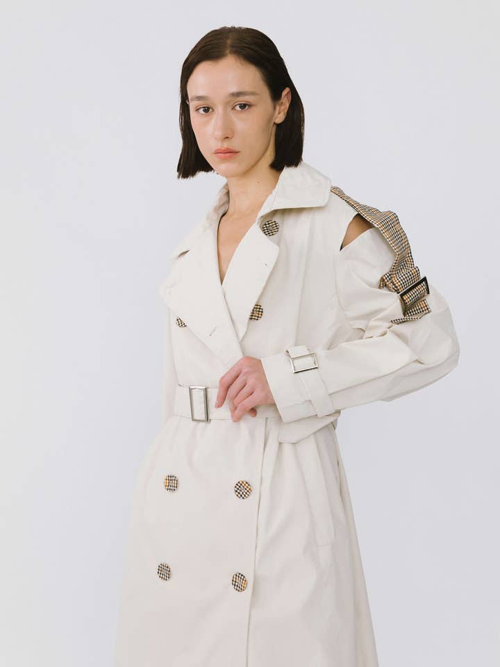 Beige Trench con spalle scoperte in vendita all'ingrosso su Faire