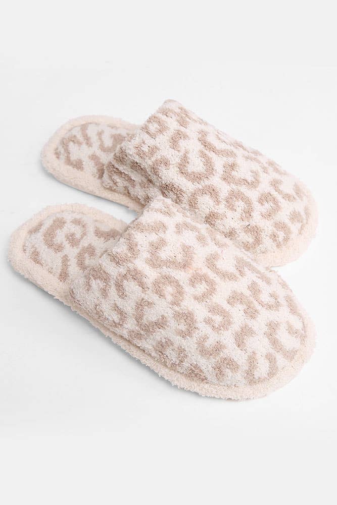 Hana - Wholesale Slippers - Women's - Leopard Print Fuzzy Microfiber Slipper0