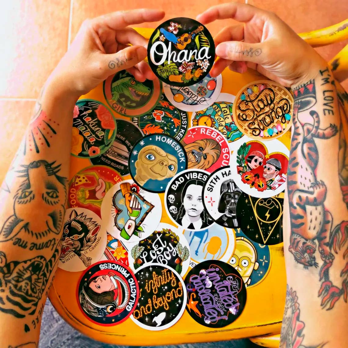 La Barbuda - No U.S. custom fees - Wholesale Sticker - Eres Muy Chu Chu Chuli Train Sticker5