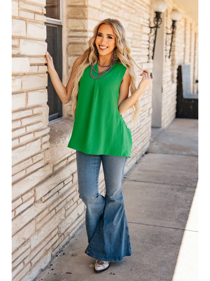 Andrée by Unit - Wholesale Blouse - Women's - Woven Tank Top w/ Delicate Pleat Front Detail
