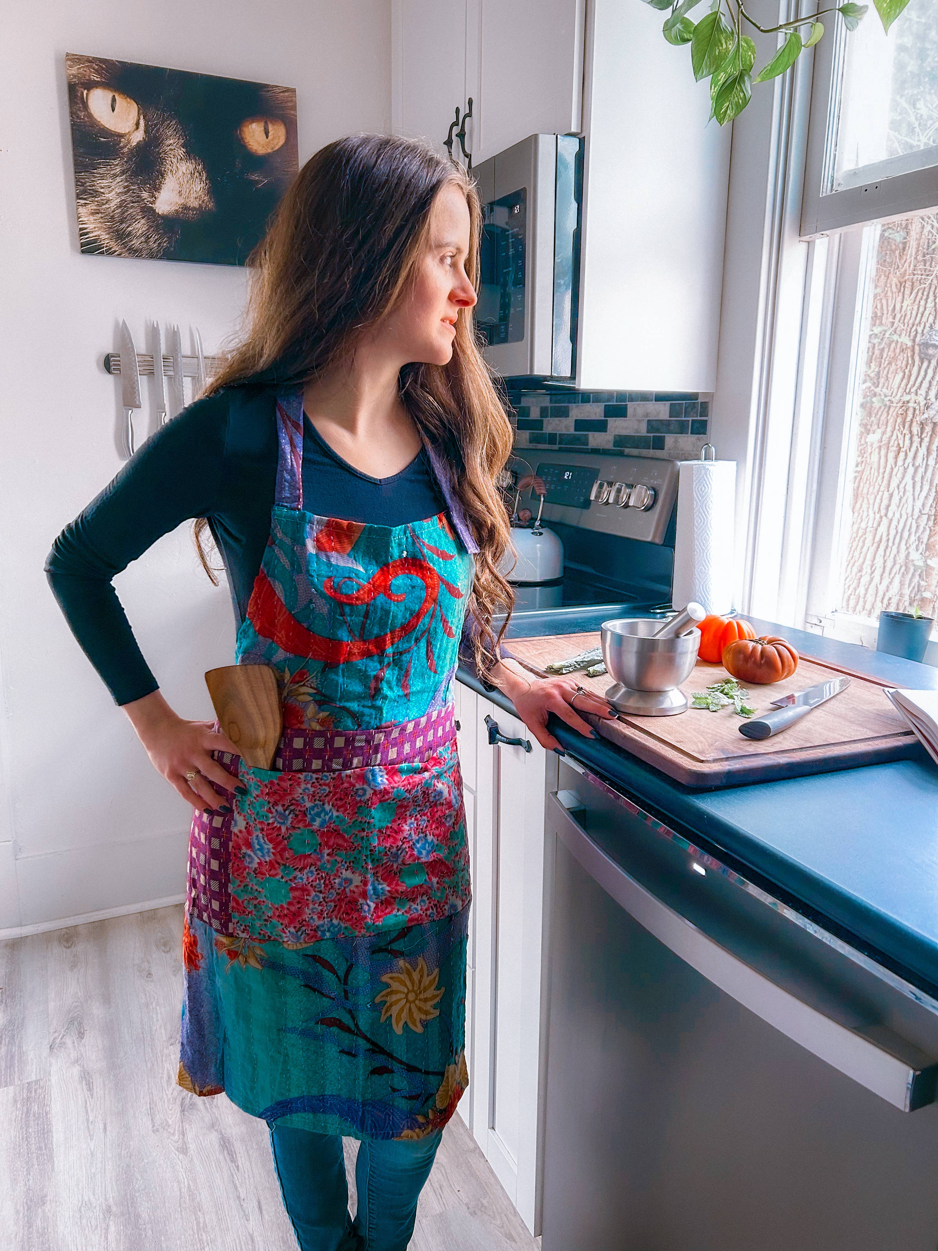 Mira Fair Trade - Wholesale Apron - Upcycled Kantha Apron (Assorted Patterns)4