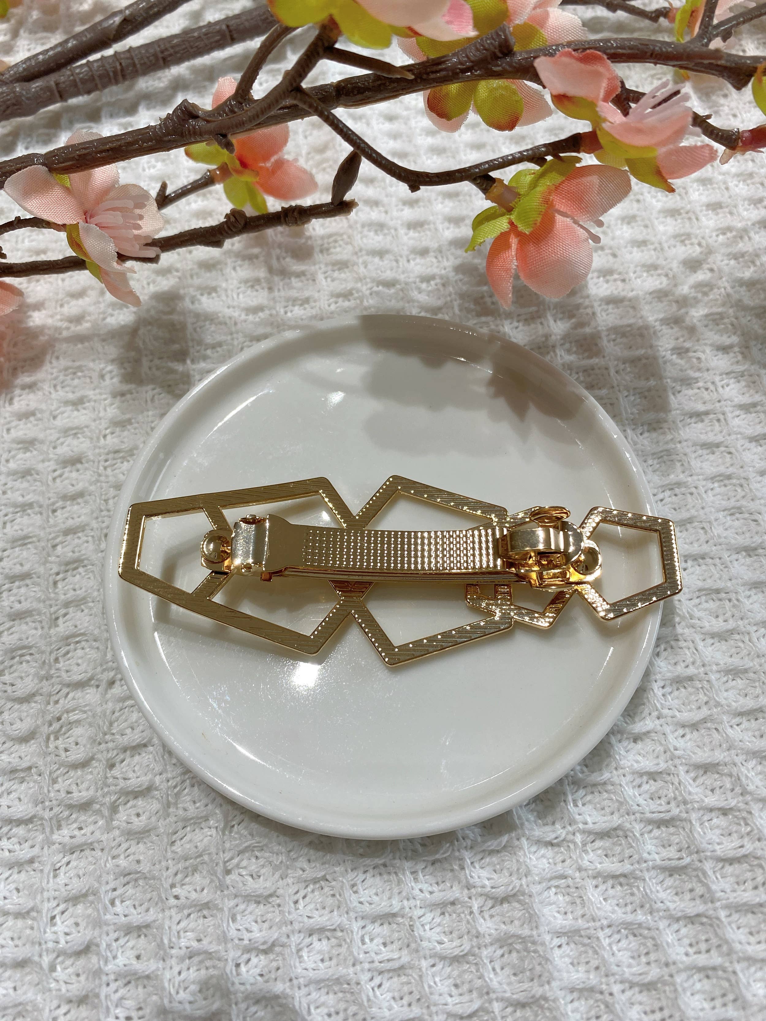 LadyJuneAccessories - Vendita all'ingrosso Fermaglio per capelli - Donna - Fermaglio geometrico dorato | Capelli spessi | Fermacapelli in ottone5