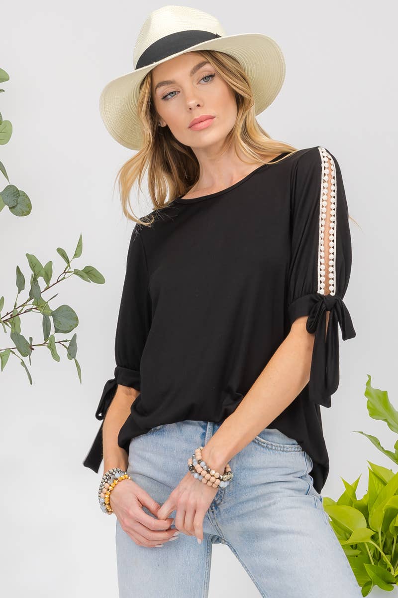 Celeste Clothing - Vendita all'ingrosso Camicetta - Donna - TOP CON MANICHE SPACCATE E DETTAGLIO A FIOCCO - CT437852