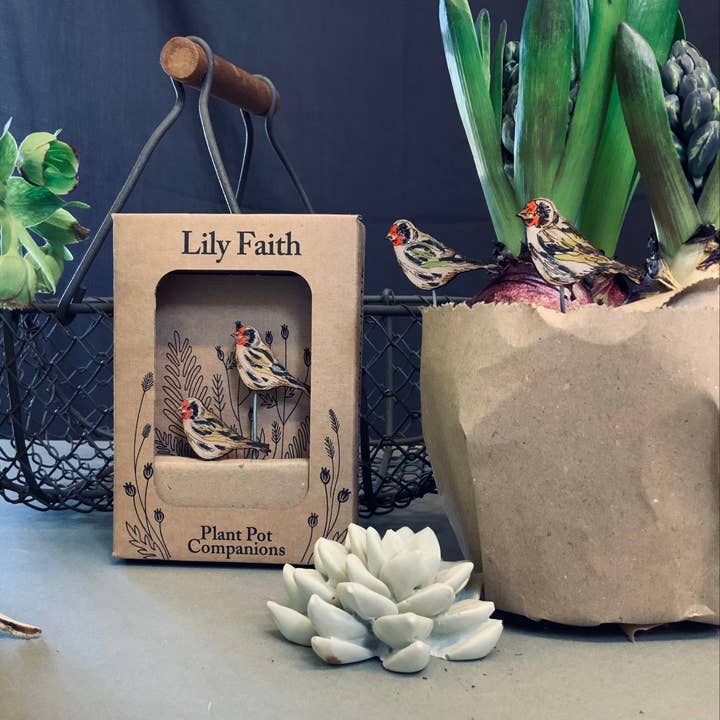 Lily Faith - Wholesale Garden/Lawn Stake - Goldfinch Plant Pot Companions