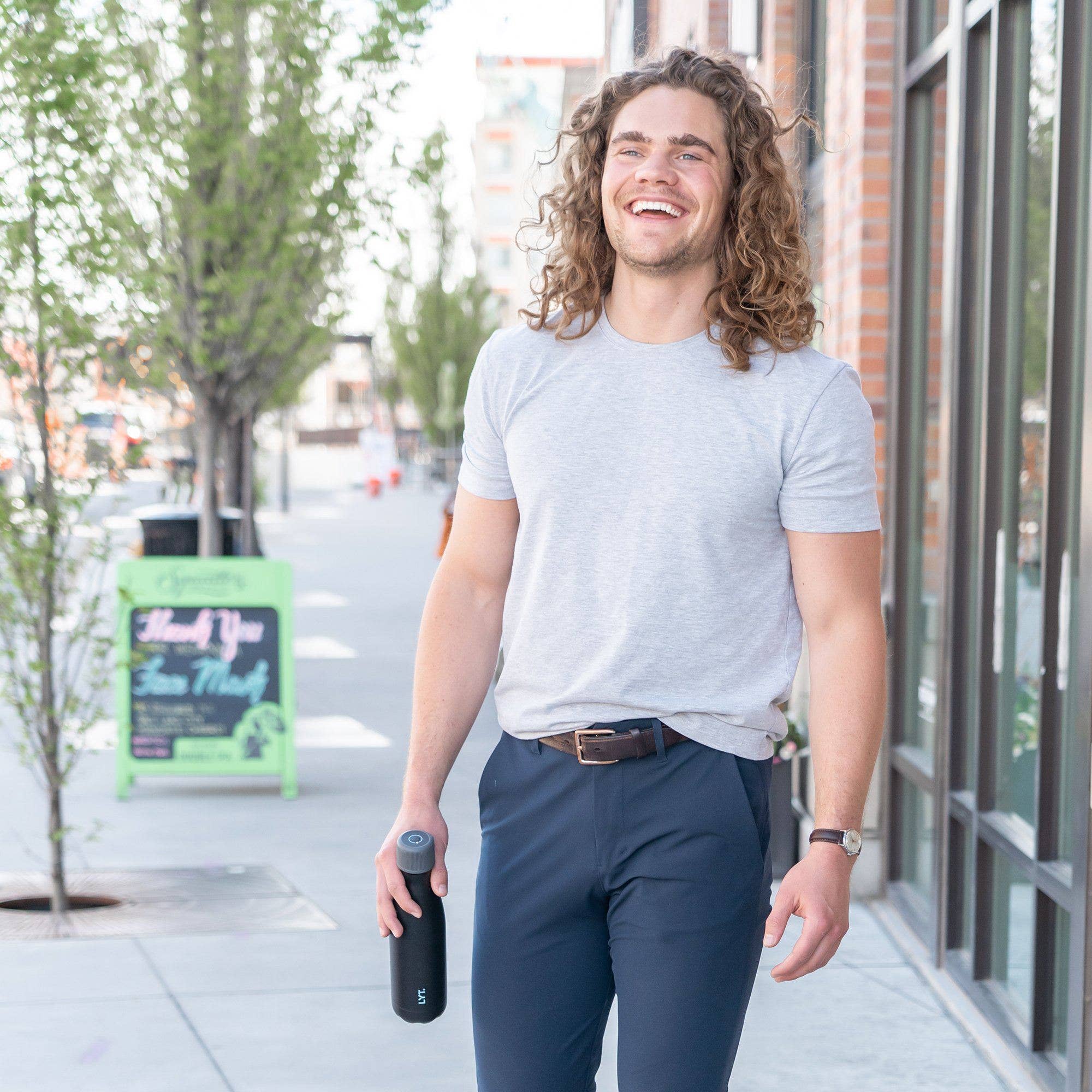 Klassiek blauw LYT - Zelfreinigende fles - Classic Blue voor groothandel op Faire7