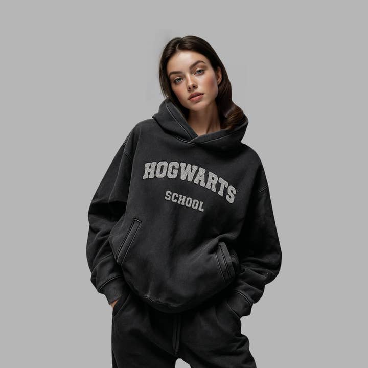 Blvck Paris - Wholesale Hoodie - Unisex - Harry Potter x Blvck ‘Hogwarts’ Hoodie1