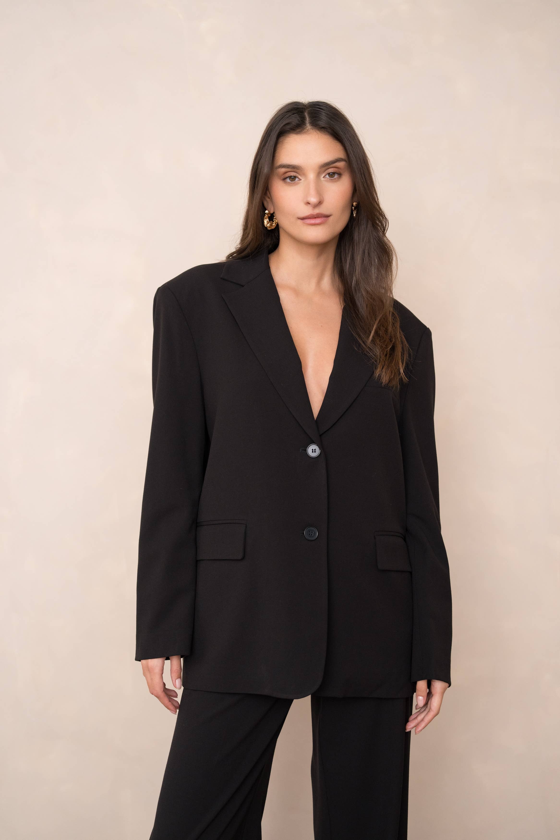 Attentif Paris - Wholesale Blazer - Women's - Oversized double-breasted jacket with back opening12